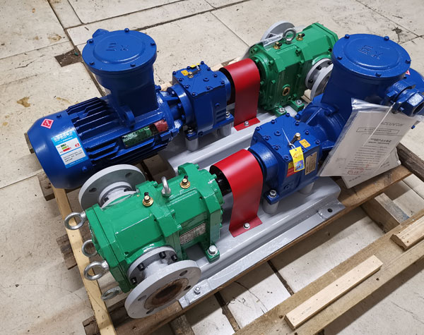 壓裂車，混砂車配套轉(zhuǎn)子泵